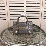 スーパーコピーバレンシアガバッグ